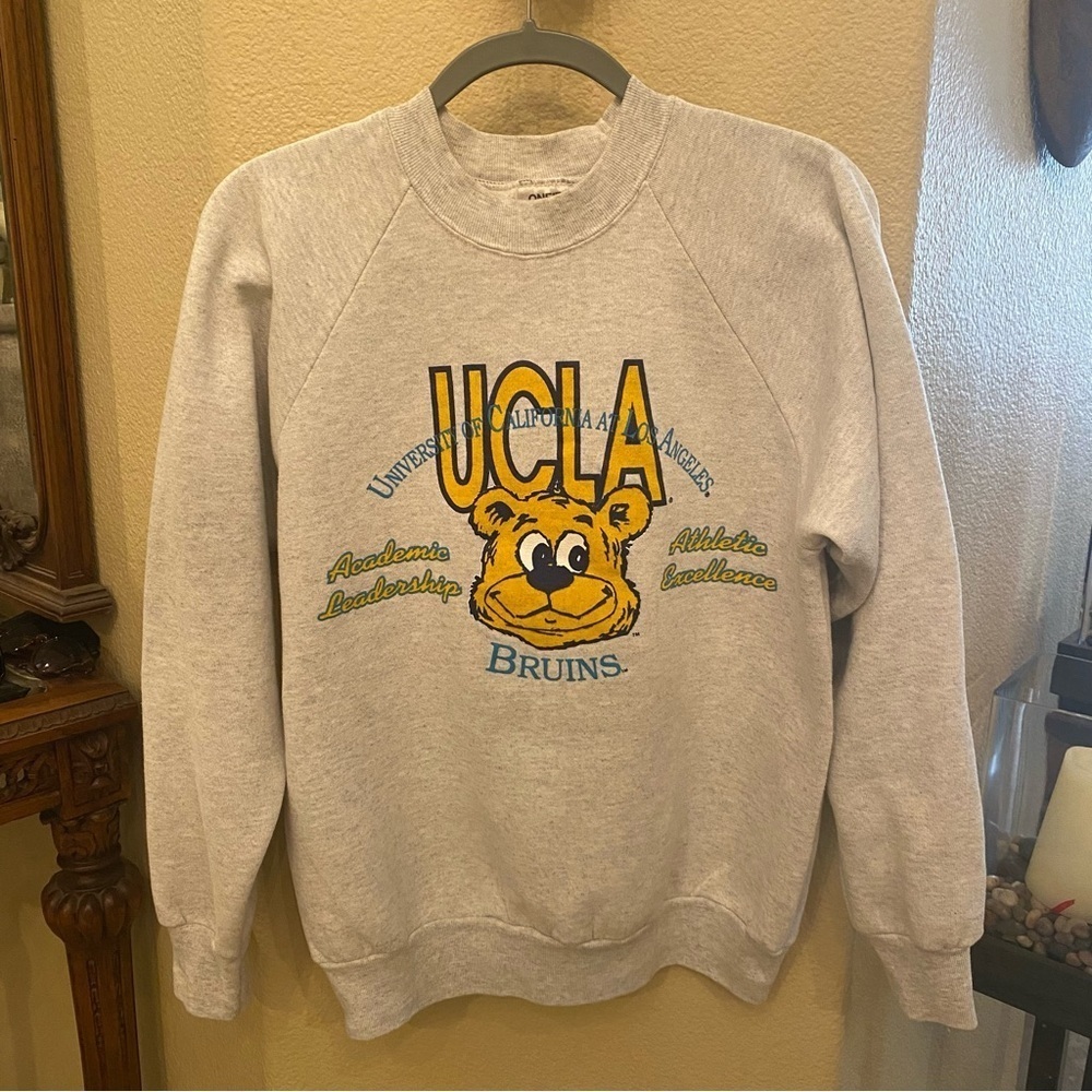 Vintage ONEITA Gray UCLA BRUINS Bear Graphic Sweatshirt Size Large